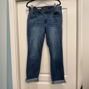 Kut from the Kloth Carrie Boyfriend Mid-Rise Jeans